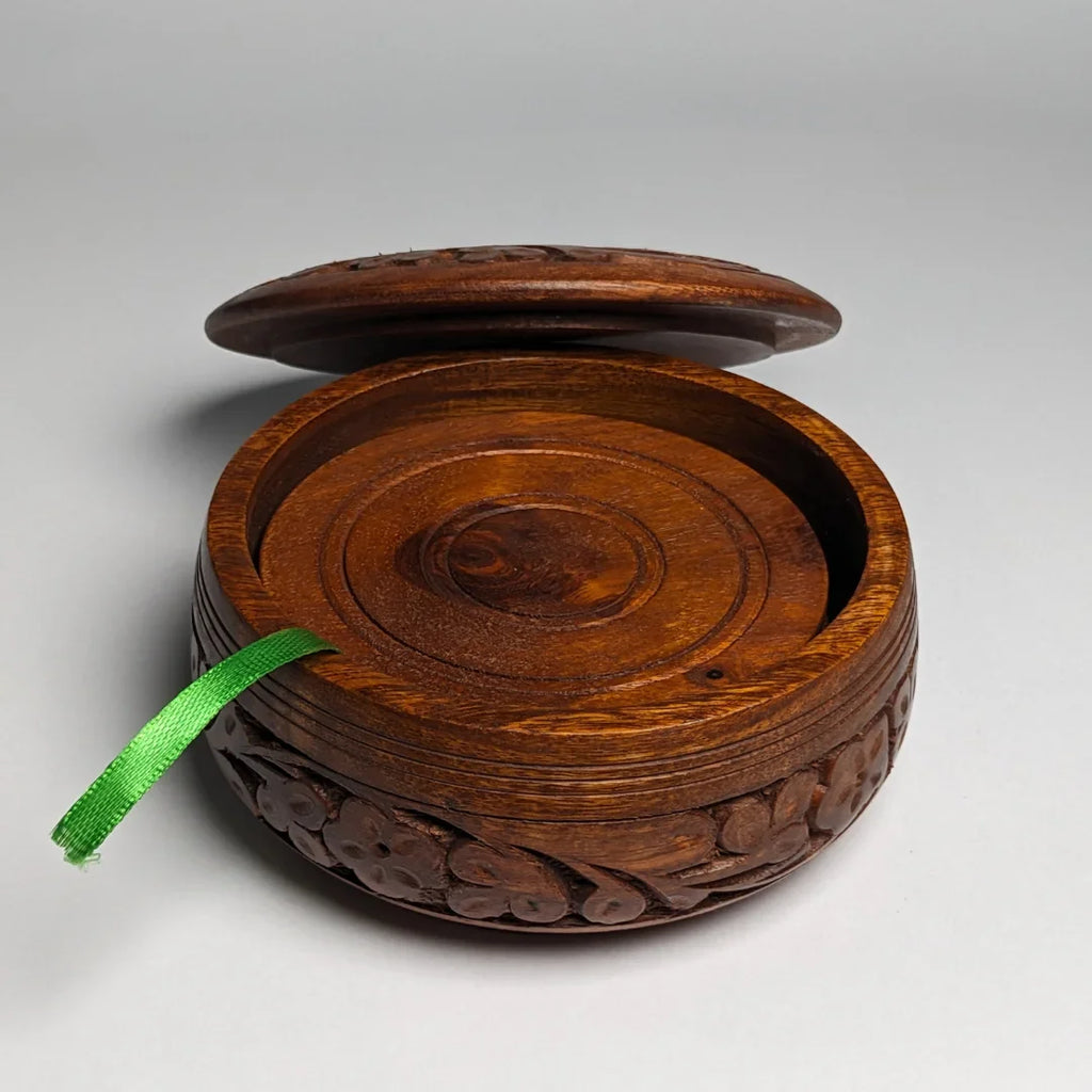 Wooden Tea Mats with Carving Art (Set of 06)