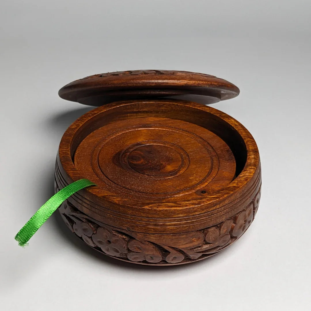 Wooden Tea Mats with Carving Art (Set of 06)