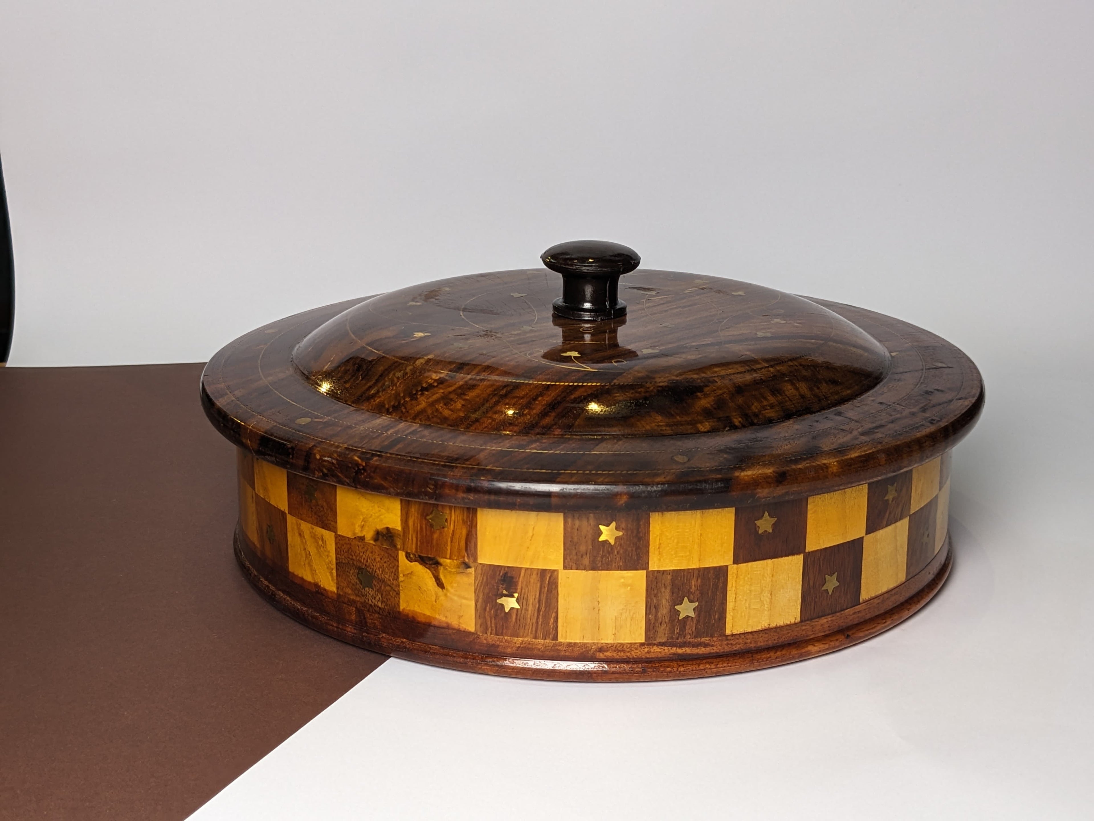 Handcrafted Wooden Dry Fruit Box with Checkered Pattern